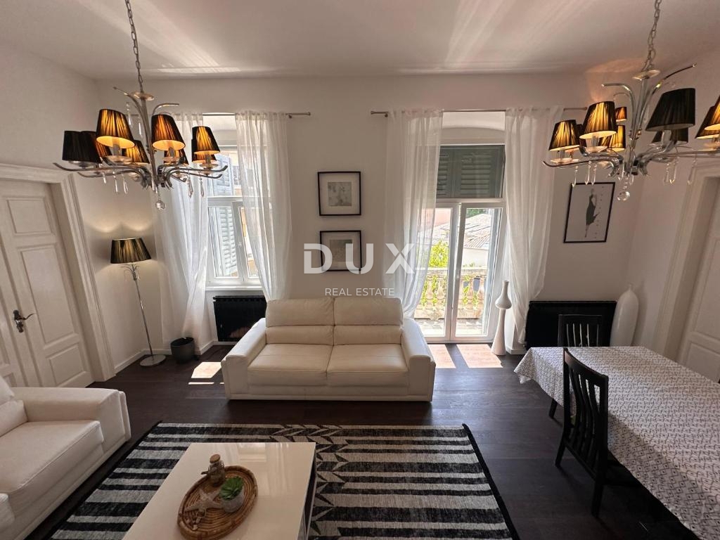 ISTRA, PULA - Luksuzno stanovanje s 5 spalnicami in 2 kopalnicama - PEŠ CONA!!