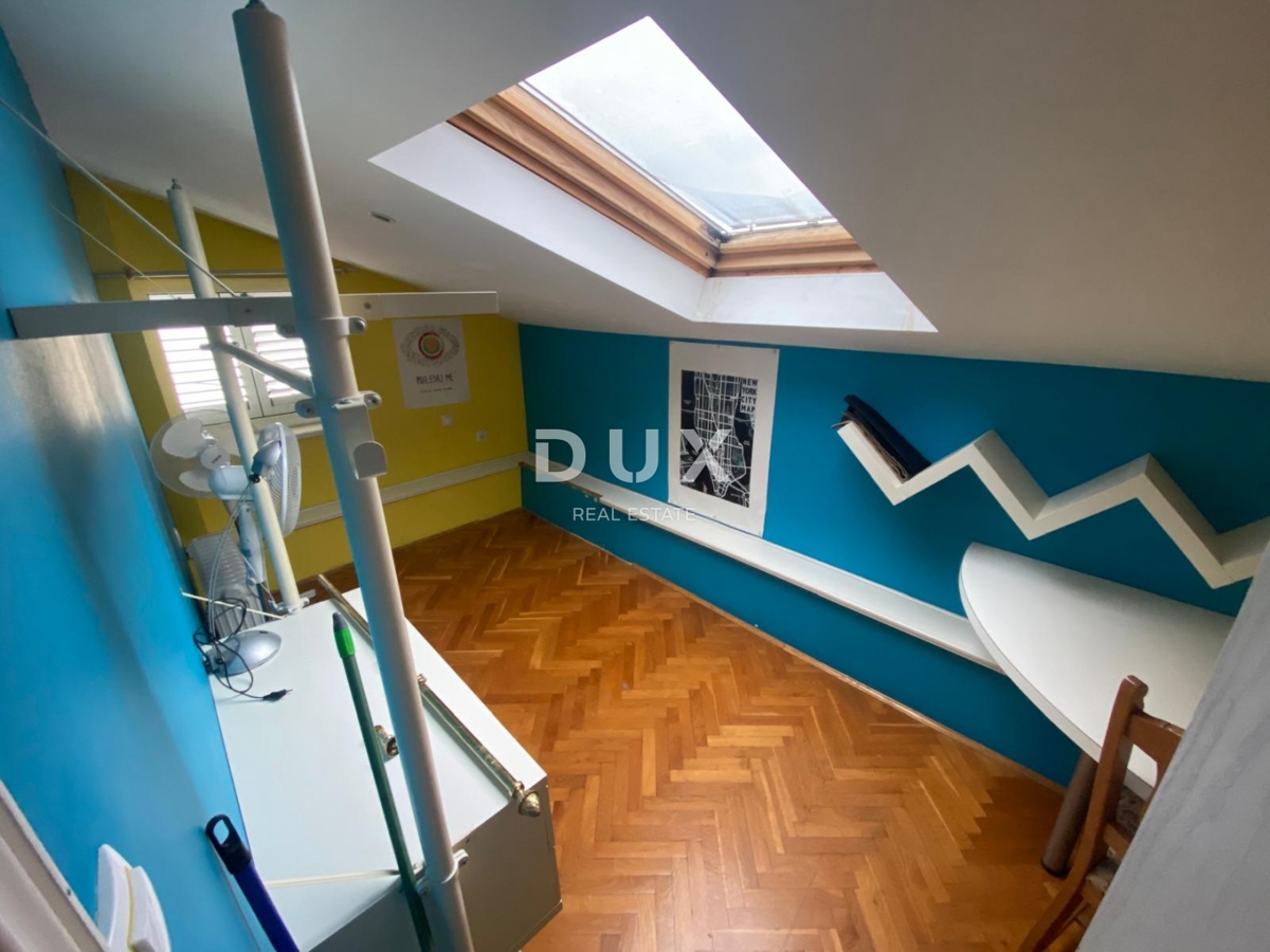 RIJEKA, TRSAT - stanovanje 132 m2, 4 spalnice + dnevna soba s panoramskim pogledom na morje + dodatno stanovanje 31 m2! PRILOŽNOST!