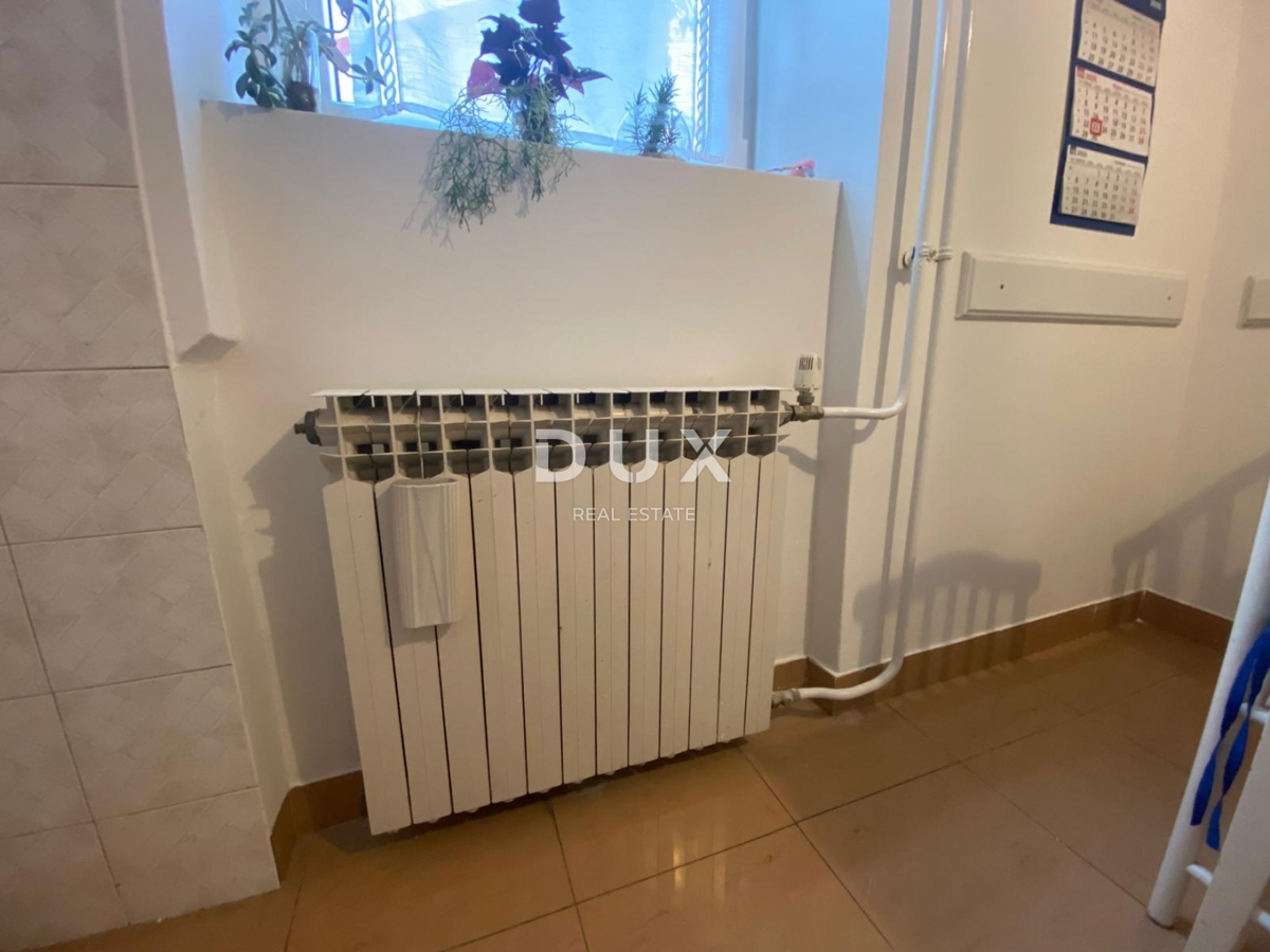 RIJEKA, TRSAT - stanovanje 132 m2, 4 spalnice + dnevna soba s panoramskim pogledom na morje + dodatno stanovanje 31 m2! PRILOŽNOST!