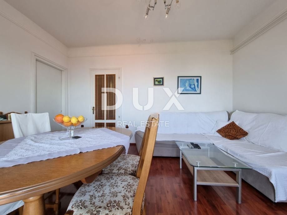 RIJEKA, TRSAT - stanovanje 132 m2, 4 spalnice + dnevna soba s panoramskim pogledom na morje + dodatno stanovanje 31 m2! PRILOŽNOST!