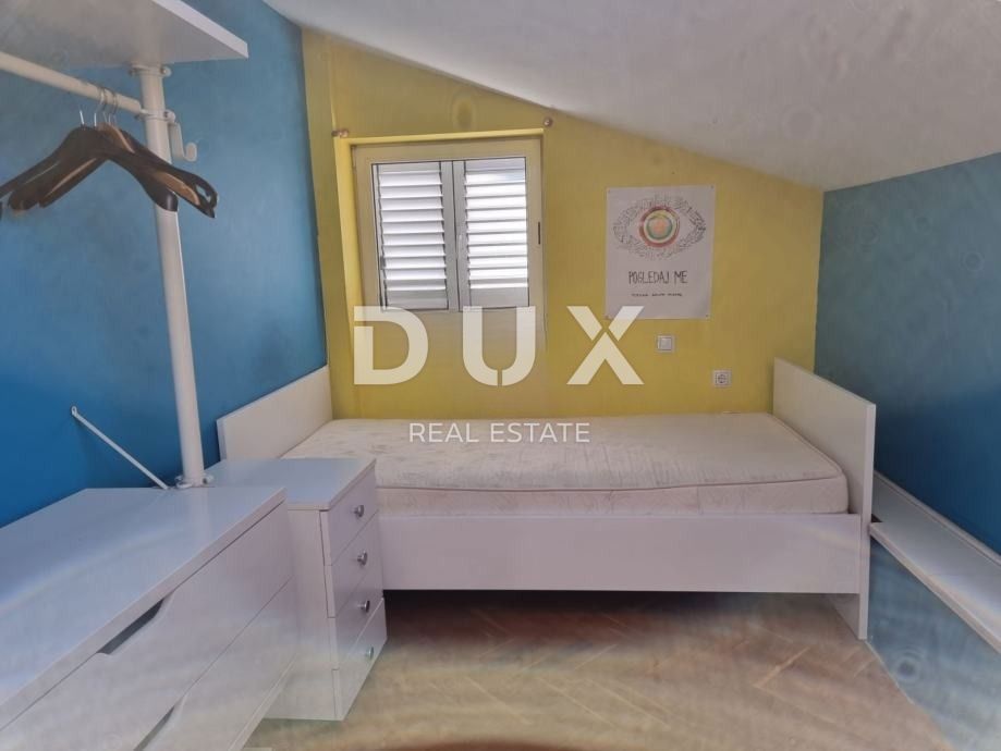 RIJEKA, TRSAT - stanovanje 132 m2, 4 spalnice + dnevna soba s panoramskim pogledom na morje + dodatno stanovanje 31 m2! PRILOŽNOST!