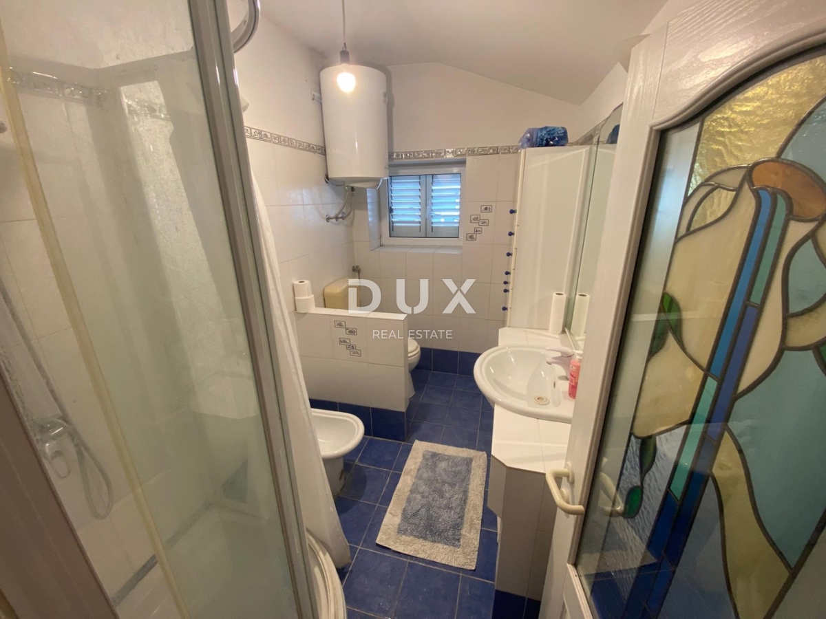 RIJEKA, TRSAT - stanovanje 132 m2, 4 spalnice + dnevna soba s panoramskim pogledom na morje + dodatno stanovanje 31 m2! PRILOŽNOST!