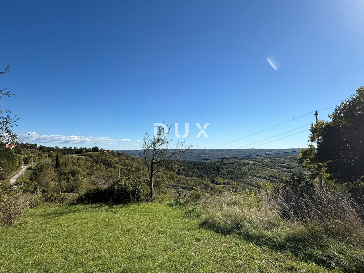 ISTRA, GROŽNJAN - Samostojna kamnita hiša s pogledom na morje