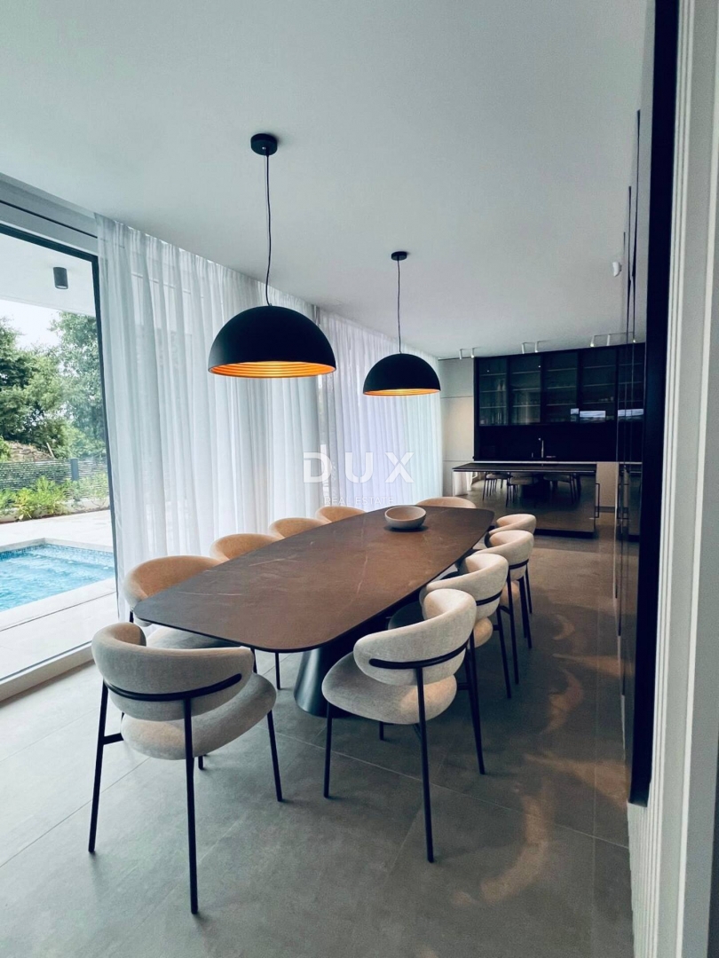 ISTRA, ROVINJSKO SELO - Čarobna vila z bazenom v bližini morja