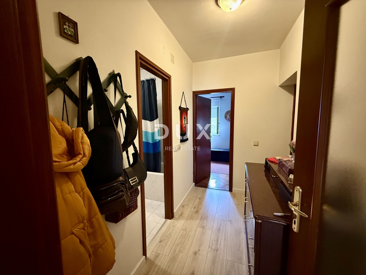 MATULJI, JUŠIĆI - Čudovito dvoetažno stanovanje, 4s, RAZGLED!