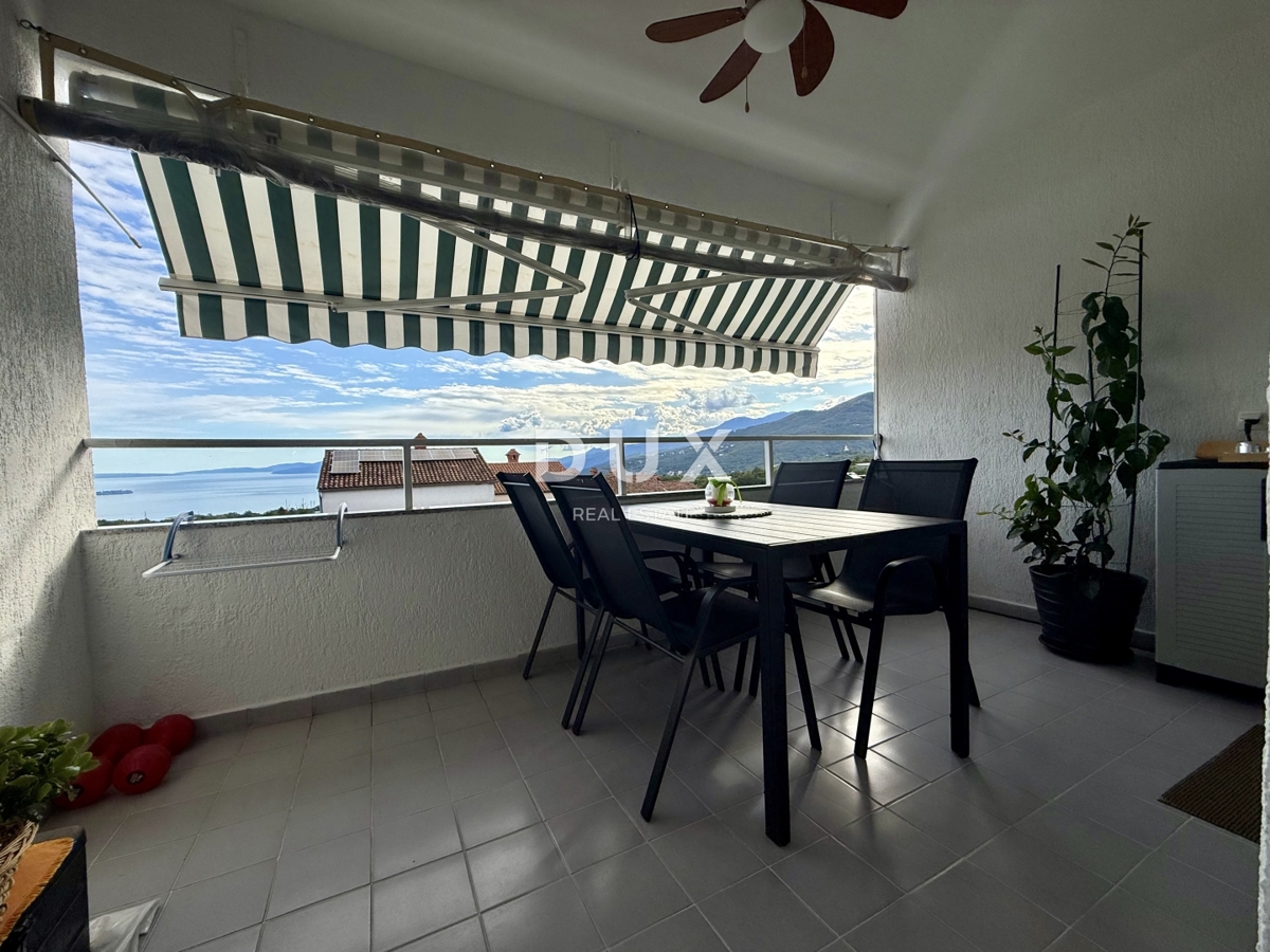 MATULJI, JUŠIĆI - Čudovito dvoetažno stanovanje, 4s, RAZGLED!