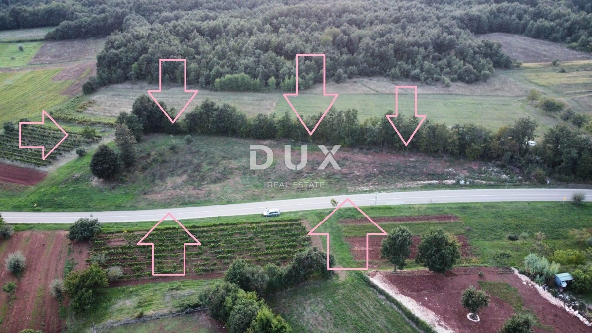 ISTRA, BARBAN - Investicijska priložnost! Gradbena zemljišča s pogledom na morje z idejnim projektom!