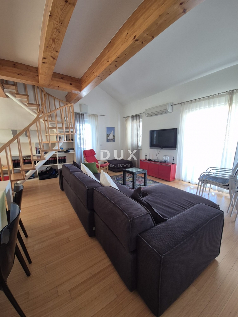 OTOK MURTER, MURTER - PRILOŽNOST! Ekskluzivni penthouse s štirimi spalnicami