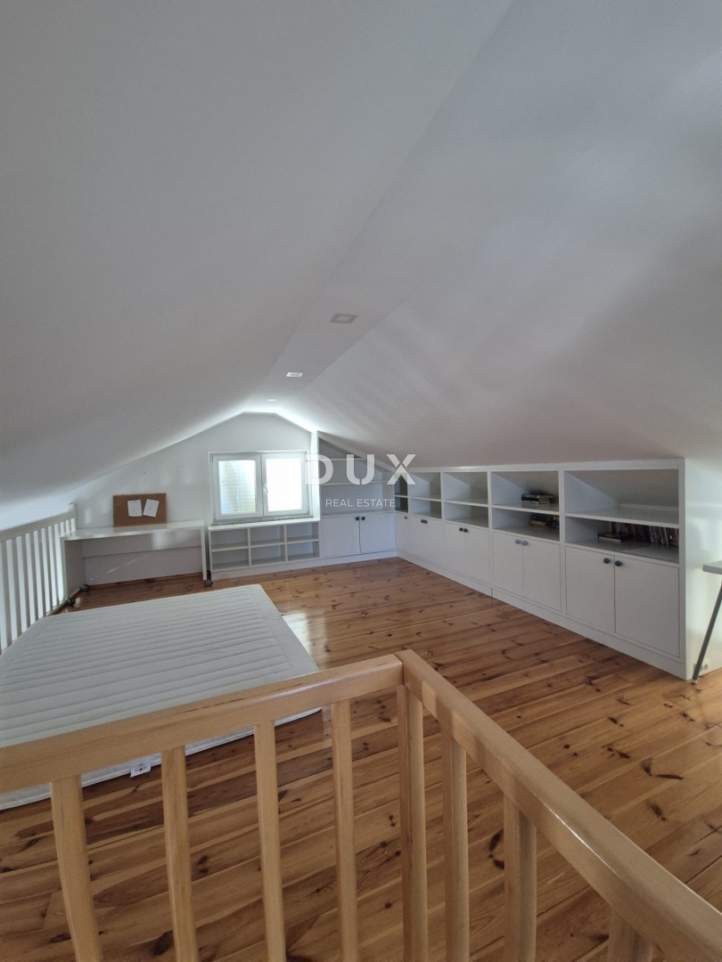 OTOK MURTER, MURTER - PRILOŽNOST! Ekskluzivni penthouse s štirimi spalnicami