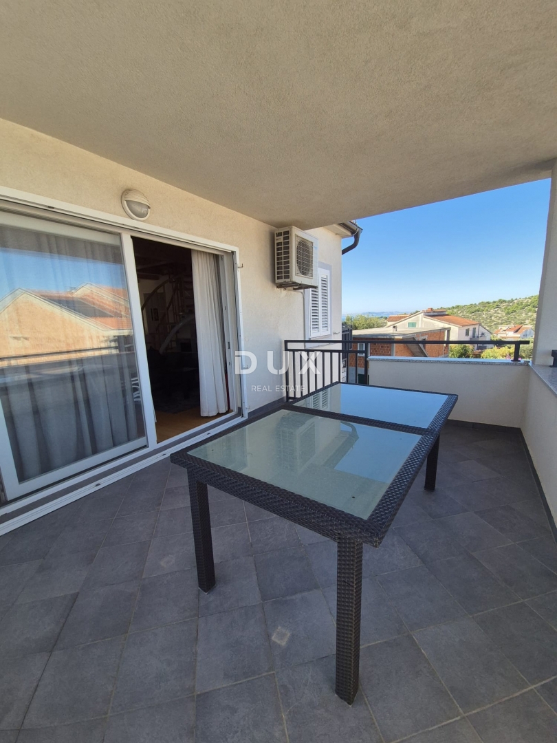 OTOK MURTER, MURTER - PRILOŽNOST! Ekskluzivni penthouse s štirimi spalnicami