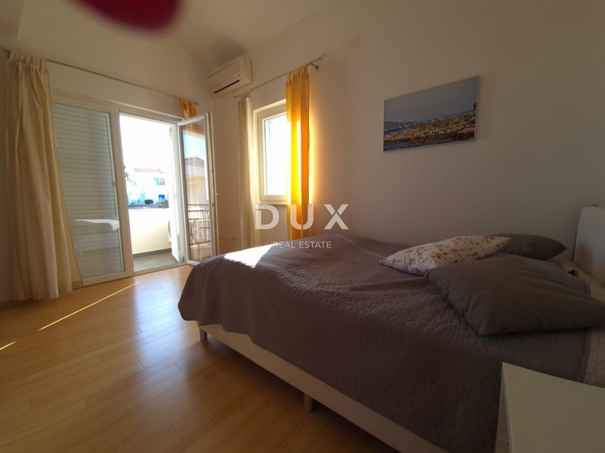 OTOK MURTER, MURTER - PRILOŽNOST! Ekskluzivni penthouse s štirimi spalnicami