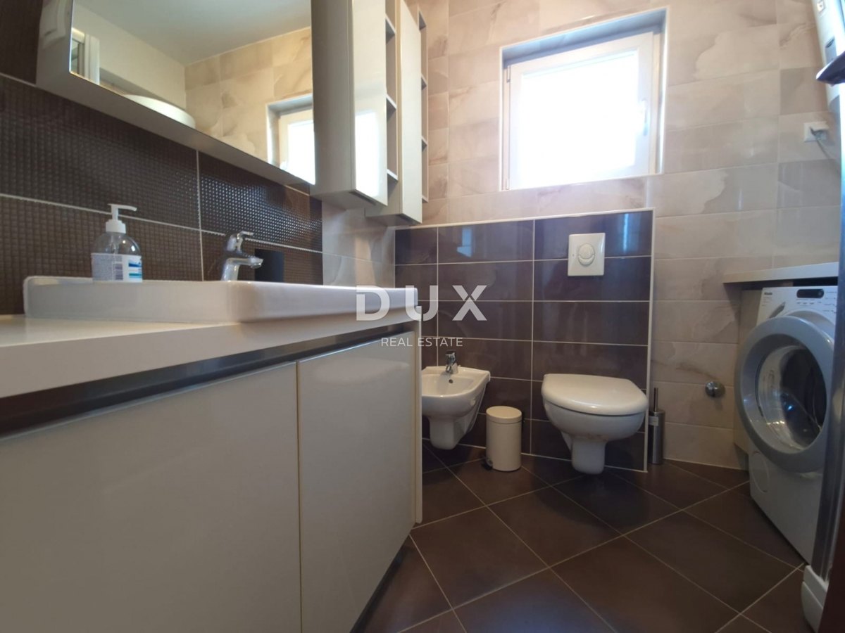 OTOK MURTER, MURTER - PRILOŽNOST! Ekskluzivni penthouse s štirimi spalnicami