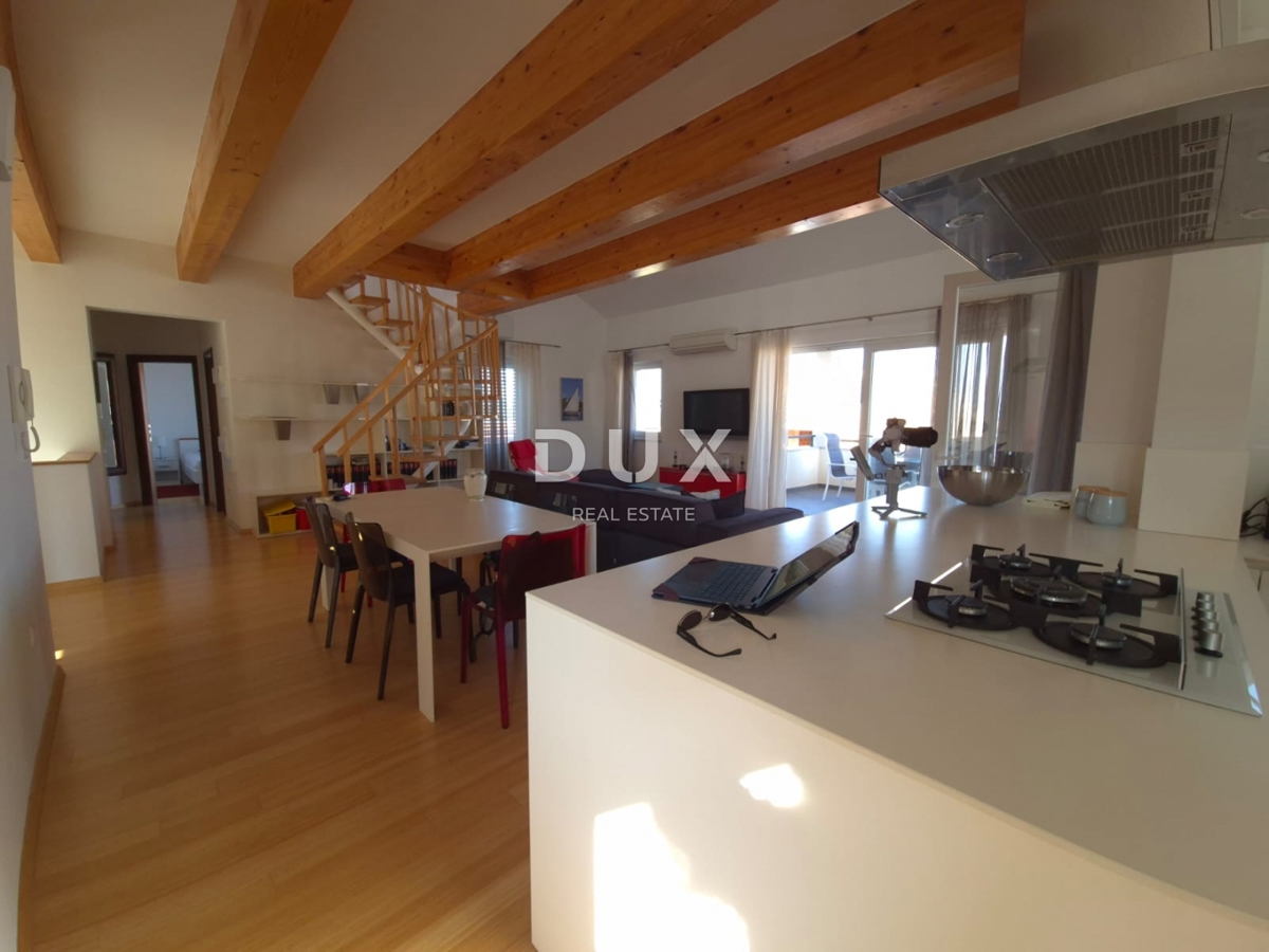 OTOK MURTER, MURTER - PRILOŽNOST! Ekskluzivni penthouse s štirimi spalnicami