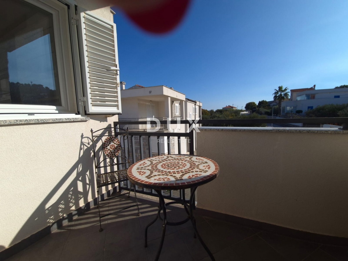 OTOK MURTER, MURTER - PRILOŽNOST! Ekskluzivni penthouse s štirimi spalnicami