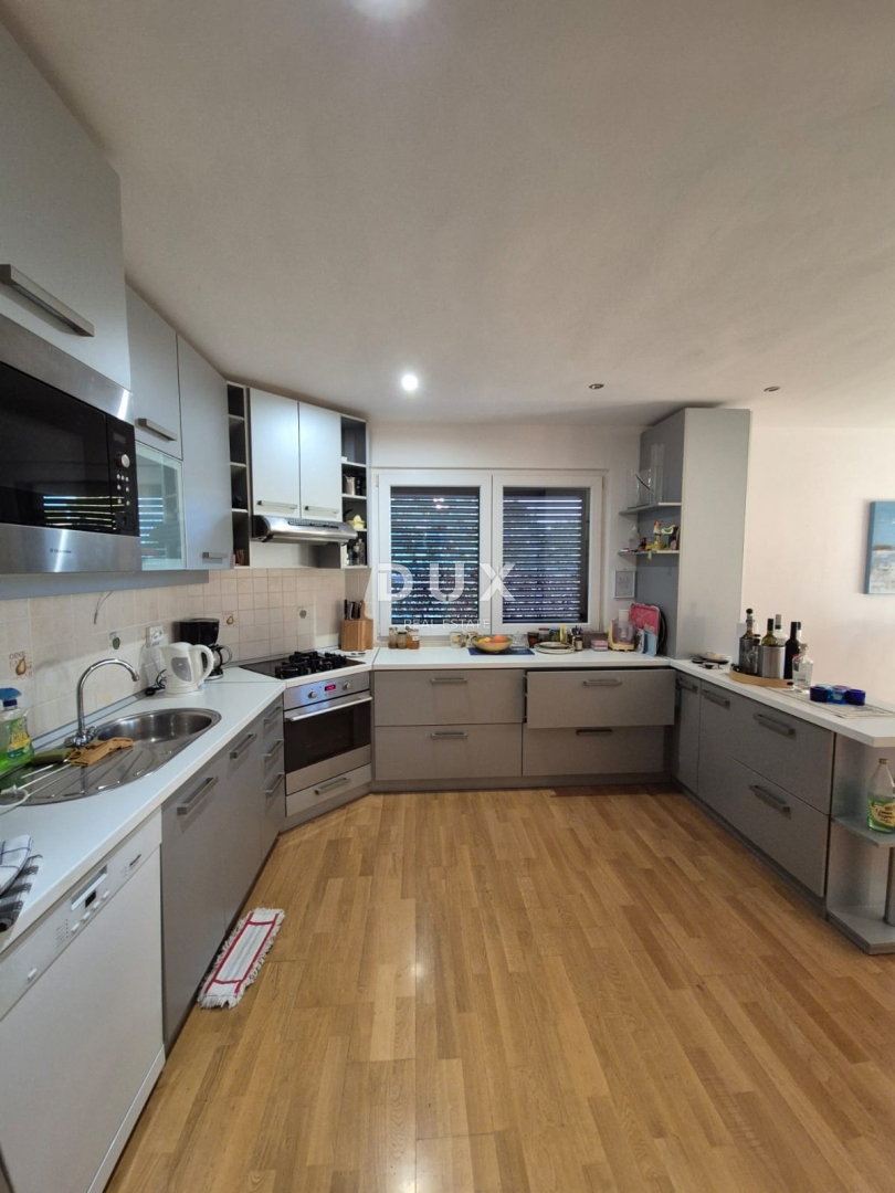 Hiša Sveti Filip i Jakov, Sveti Filip I Jakov, 258m2