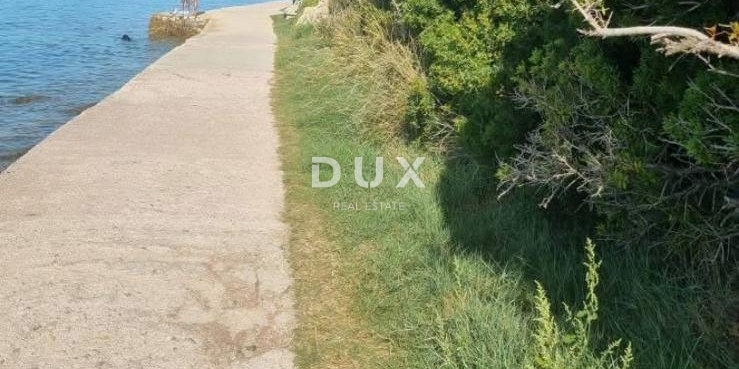 Zemljišče Banjol, Rab, 569m2