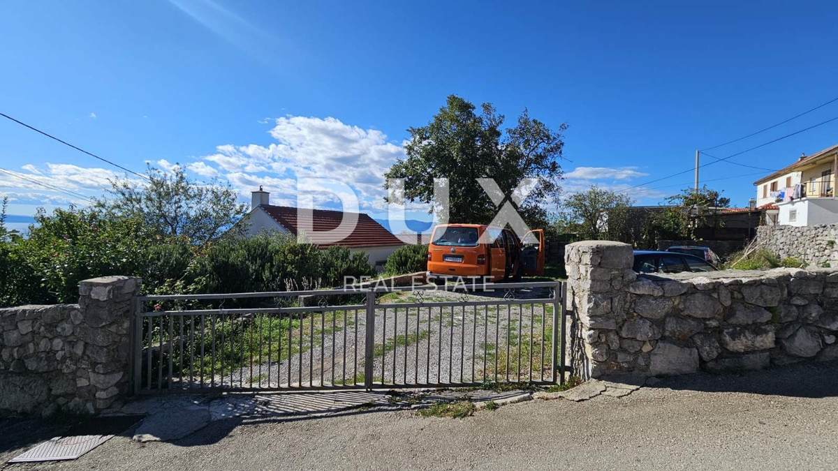 BAKAR, HRELJIN - samostojna obalna hiša, vrt