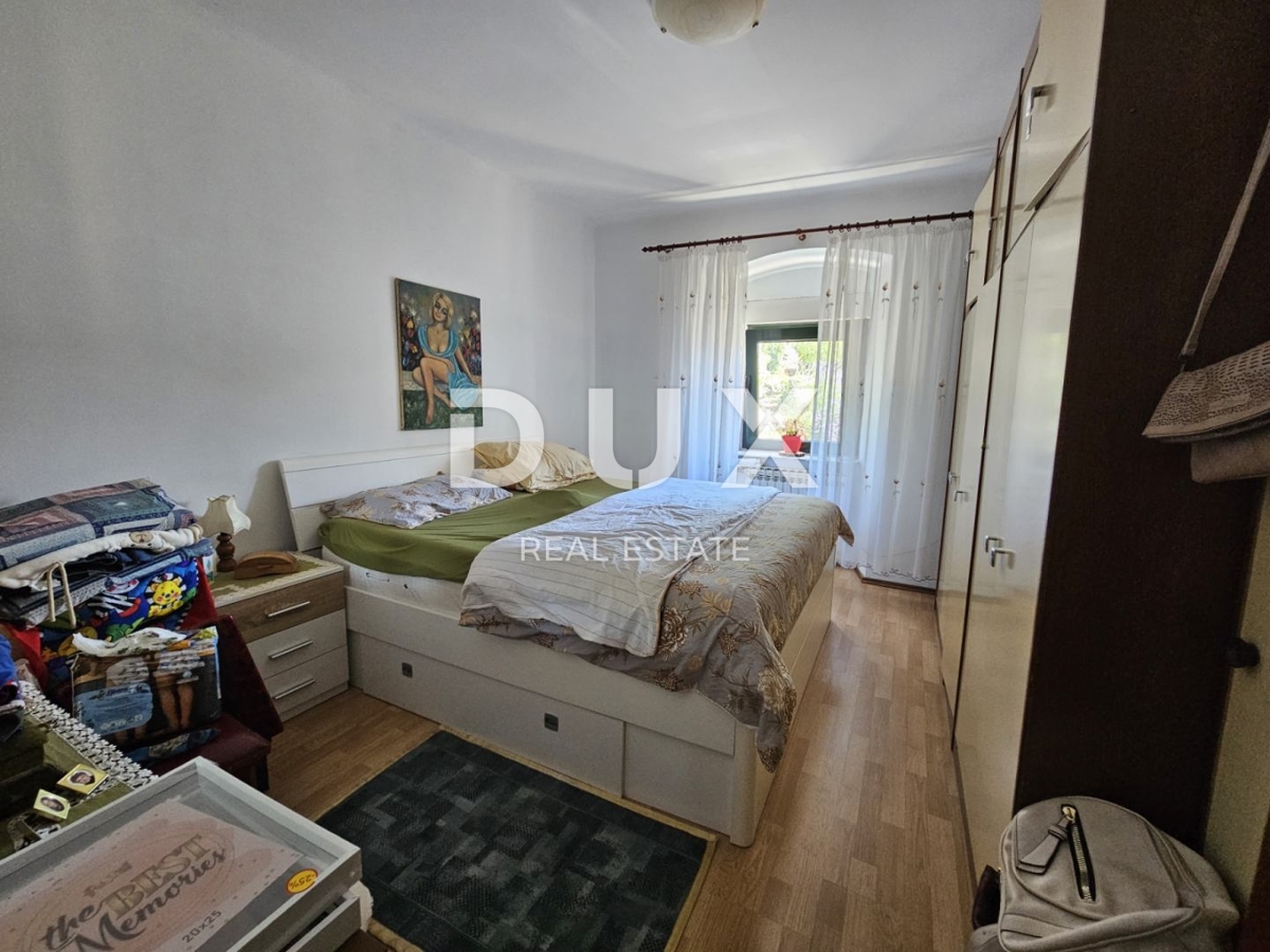 BAKAR, HRELJIN - samostojna obalna hiša, vrt