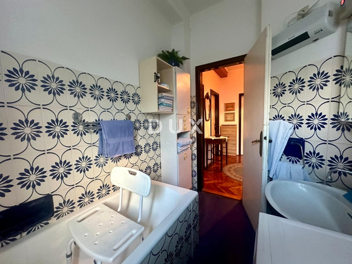 RIJEKA, POTOK - Dvorec z potencialom v mirni soseski blizu centra z ekskluzivnim popustom na notranje oblikovanje