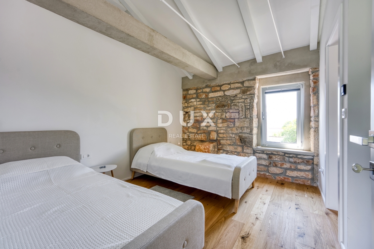 ISTRA, POREČ - Kamnita vila na robu vasi