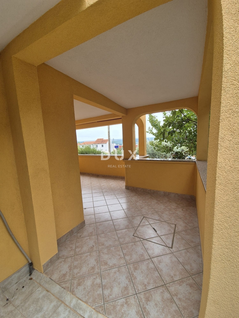 Hiša Gornji Karin, Obrovac, 120m2