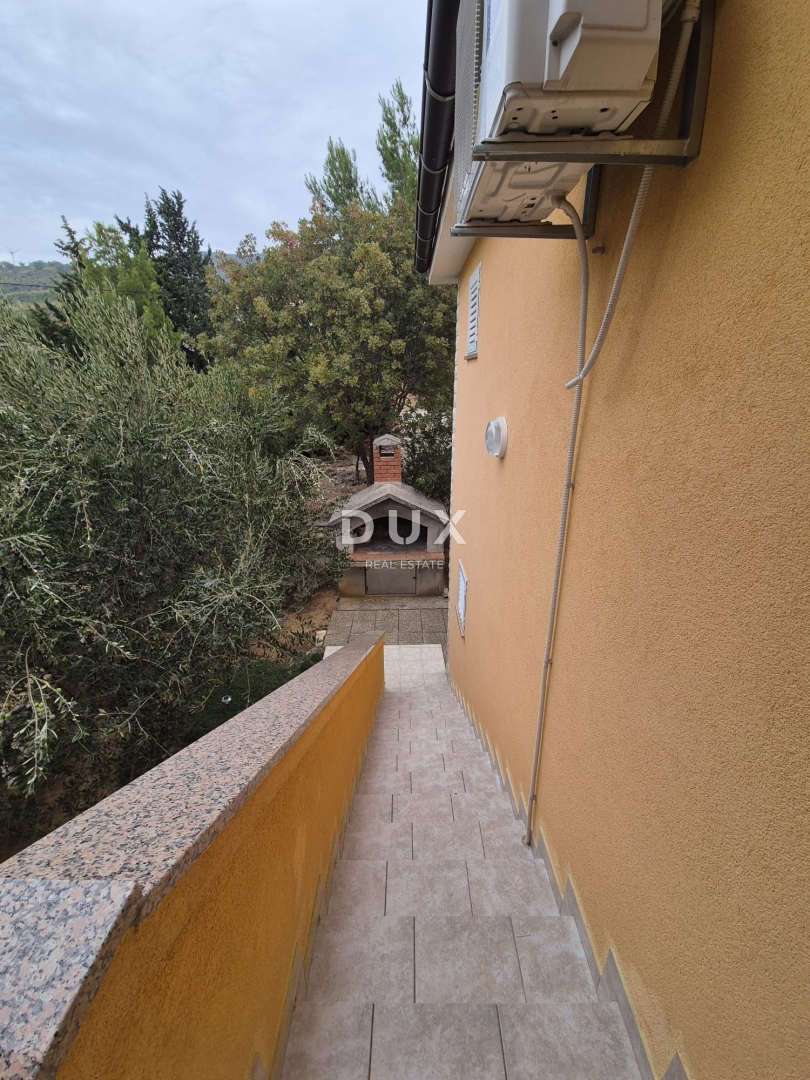 Hiša Gornji Karin, Obrovac, 120m2
