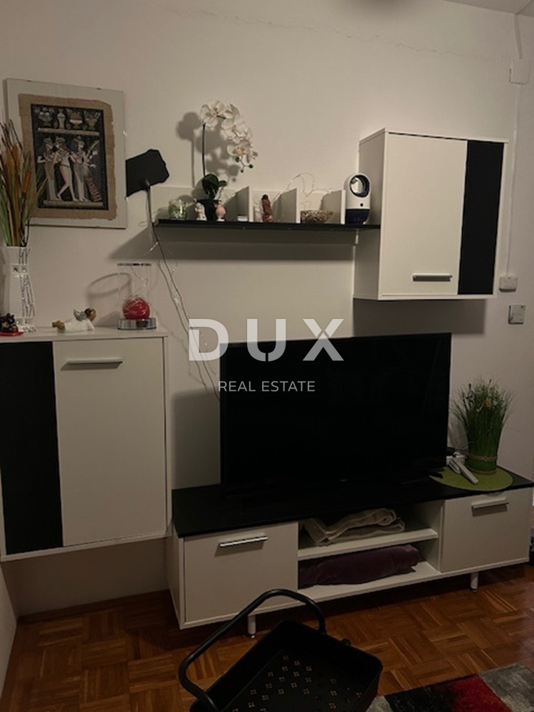 ZADAR, POSEDARJE - Prenovljeno stanovanje s pogledom na morje