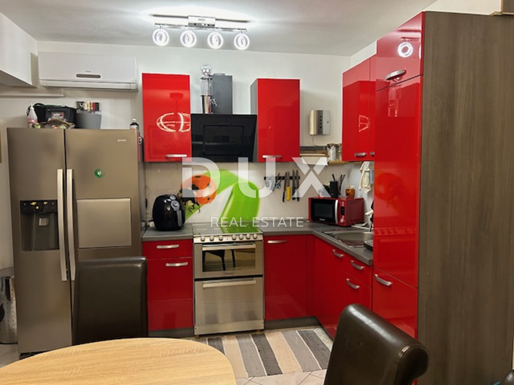 ZADAR, POSEDARJE - Prenovljeno stanovanje s pogledom na morje