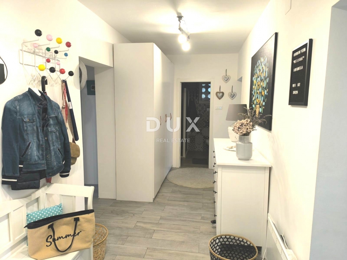 ISTRA, PULA - Stanovanje s 3 spalnicami in dnevno sobo, 2 kopalnicama in garažo