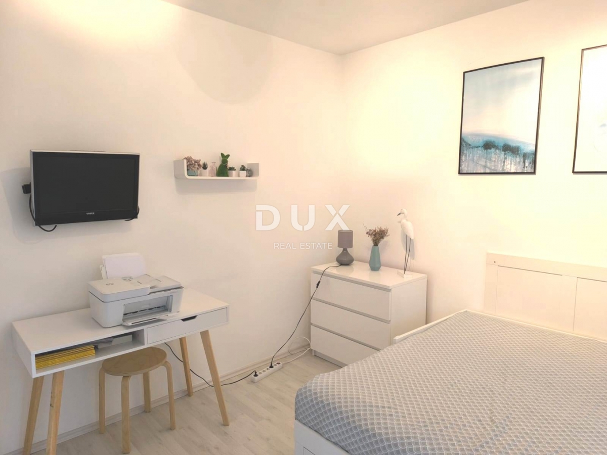 ISTRA, PULA - Stanovanje s 3 spalnicami in dnevno sobo, 2 kopalnicama in garažo