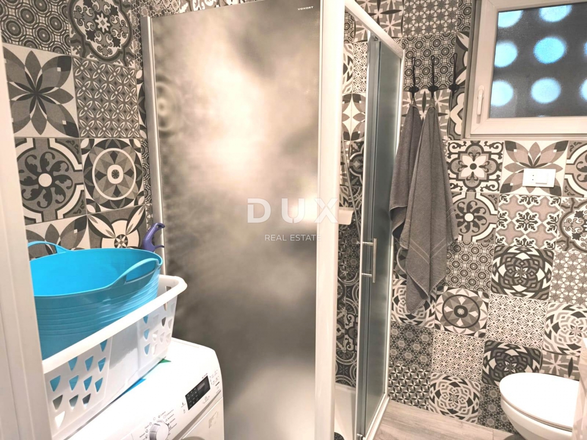 ISTRA, PULA - Stanovanje s 3 spalnicami in dnevno sobo, 2 kopalnicama in garažo