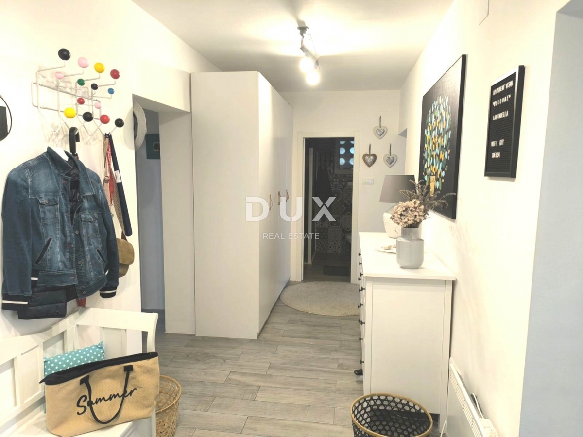 ISTRA, PULA - Stanovanje s 3 spalnicami in dnevno sobo, 2 kopalnicama in garažo