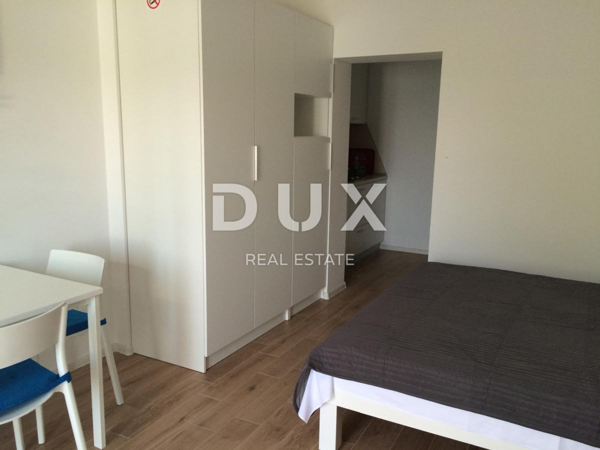 OTOK RAB – unikatna nepremičnina v prvi vrsti ob morju