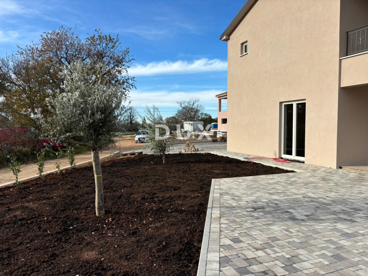 ISTRA, ŽMINJ - Nova mediteranska hiša s pogledom na vinograd v zasebnem kompleksu!