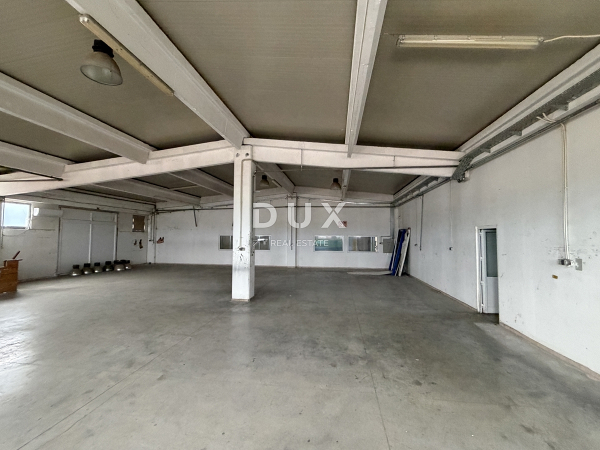 Poslovni prostor Novi Bokanjac, Zadar, 450m2