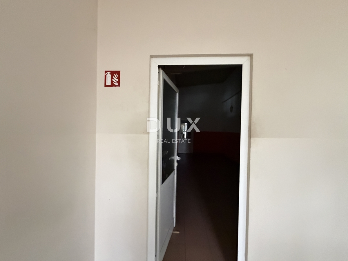 Poslovni prostor Novi Bokanjac, Zadar, 450m2