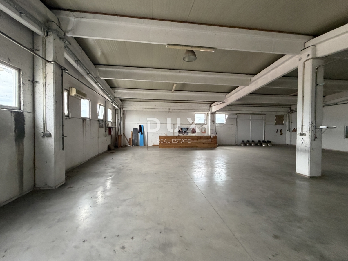 Poslovni prostor Novi Bokanjac, Zadar, 450m2