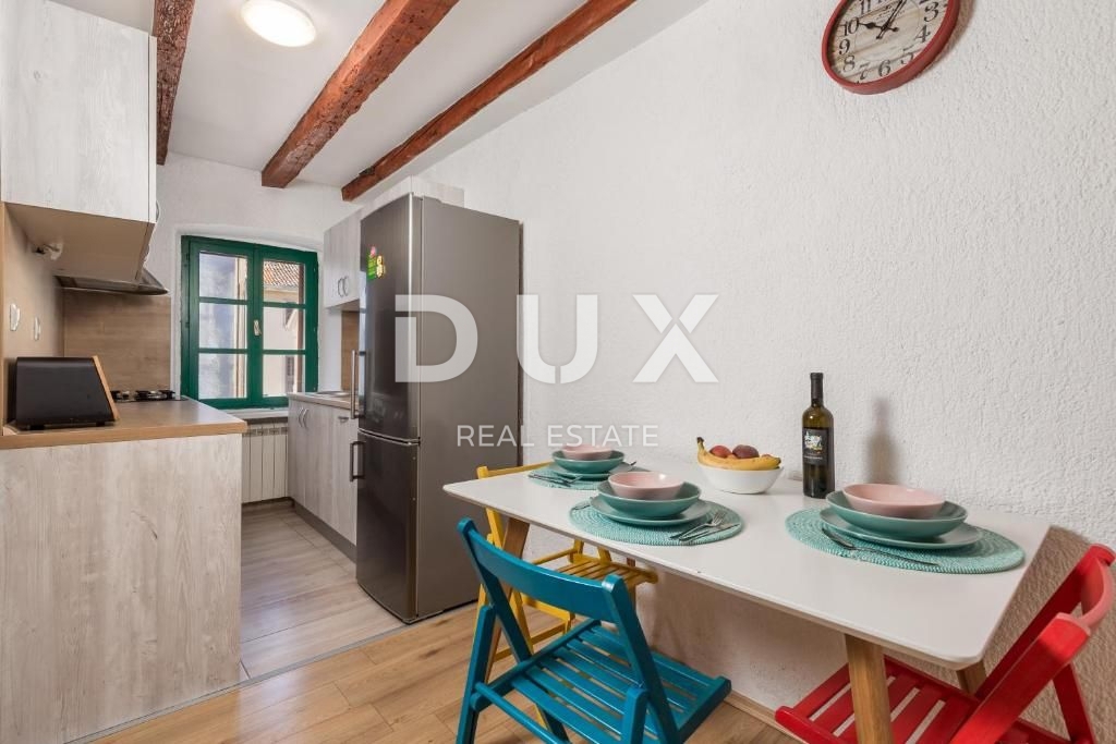 RIJEKA, CENTER - 2 sobno stanovanje 100 m od Korz