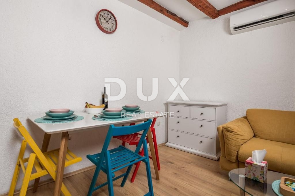 RIJEKA, CENTER - 2 sobno stanovanje 100 m od Korz