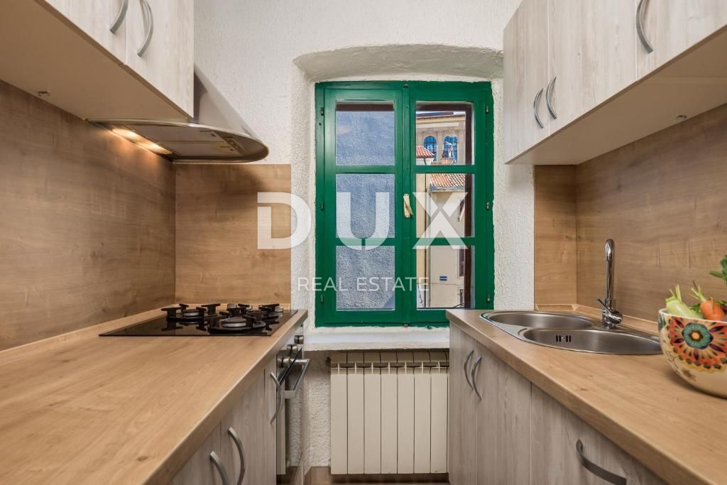 RIJEKA, CENTER - 2 sobno stanovanje 100 m od Korz