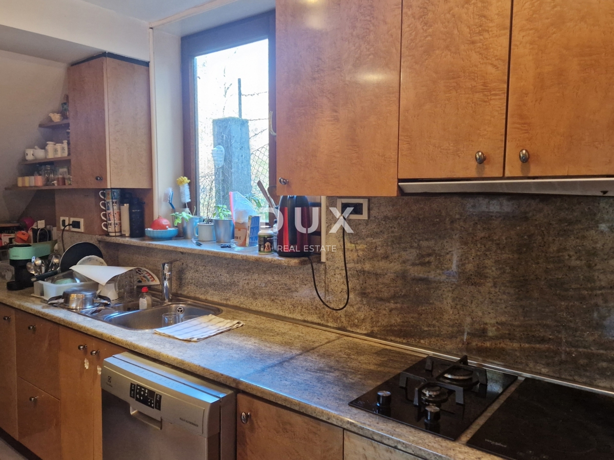 ZAGREB, ZGORNJE MESTO - Edinstvena hiša, obdana z naravo