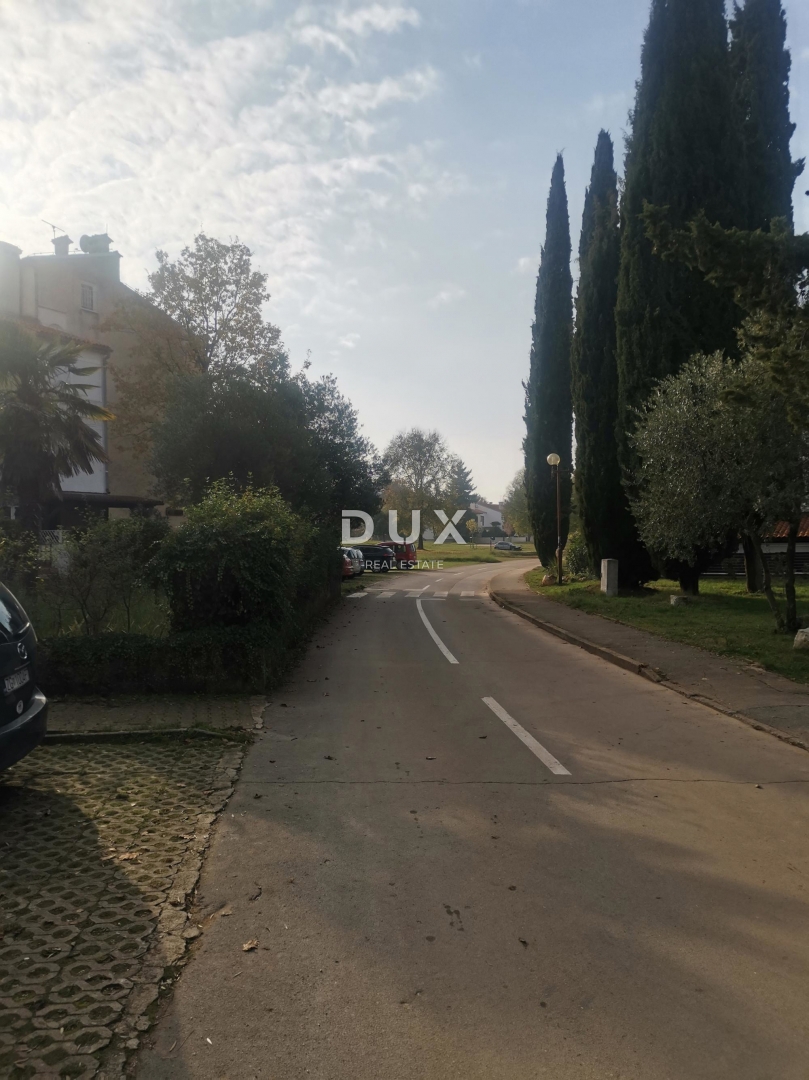 ISTRA, ČERVAR PORAT - Dvostanovanjsko stanovanje v zgornjem nadstropju s pogledom na morje!