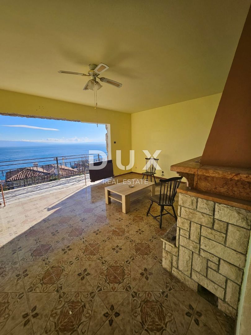 OPATIJA, CENTER - samostojna hiša 250m2 s panoramskim pogledom na morje + okolica 740m2