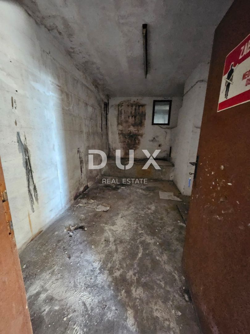 OPATIJA, CENTER - samostojna hiša 250m2 s panoramskim pogledom na morje + okolica 740m2