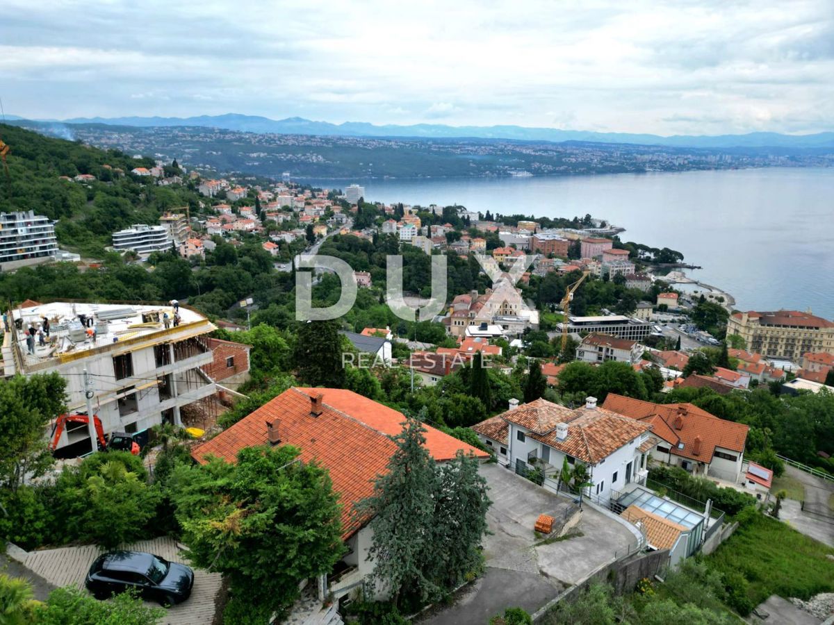 OPATIJA, CENTER - samostojna hiša 250m2 s panoramskim pogledom na morje + okolica 740m2