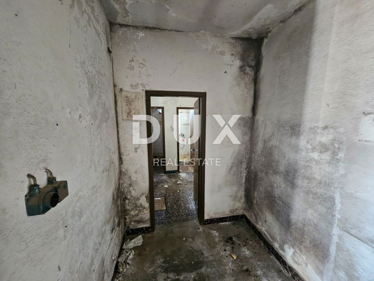 OPATIJA, CENTER - samostojna hiša 250m2 s panoramskim pogledom na morje + okolica 740m2