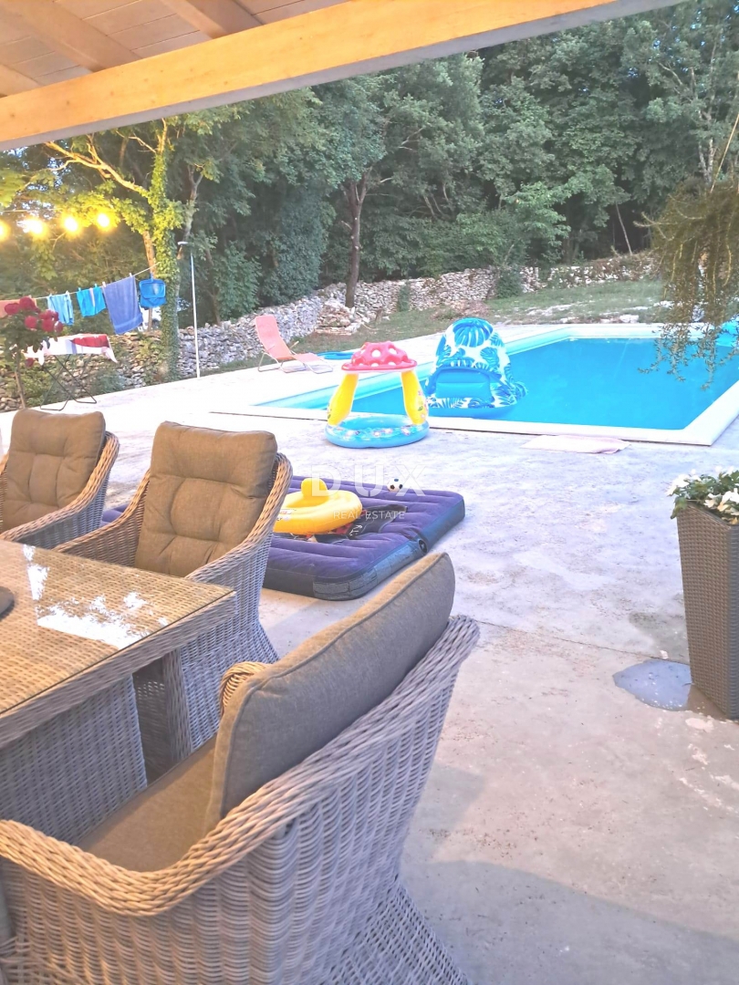 ISTRA, SVETI PETAR U ŠUMI - Čudovita vila na prostranem vrtu!