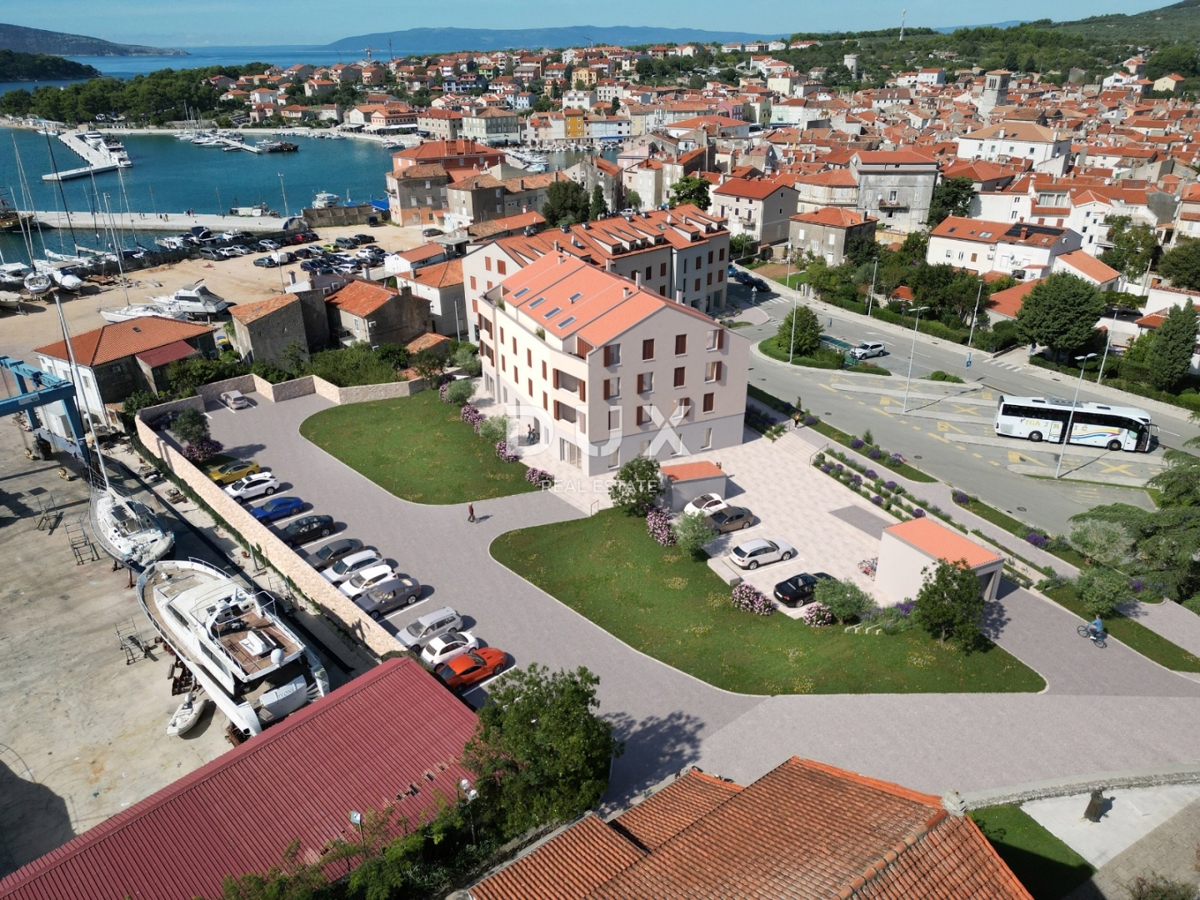 OTOK CRES, MESTO CRES - vrhunska novogradnja na vrhunski lokaciji, v samem središču mesta, 50 m od morja