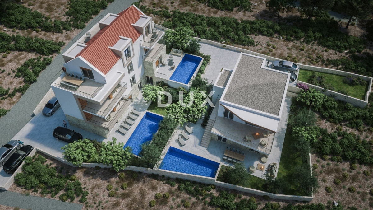 ROGOZNICA, STIVAŠNICA – Apartma v pritličju z bazenom in pogledom na morje