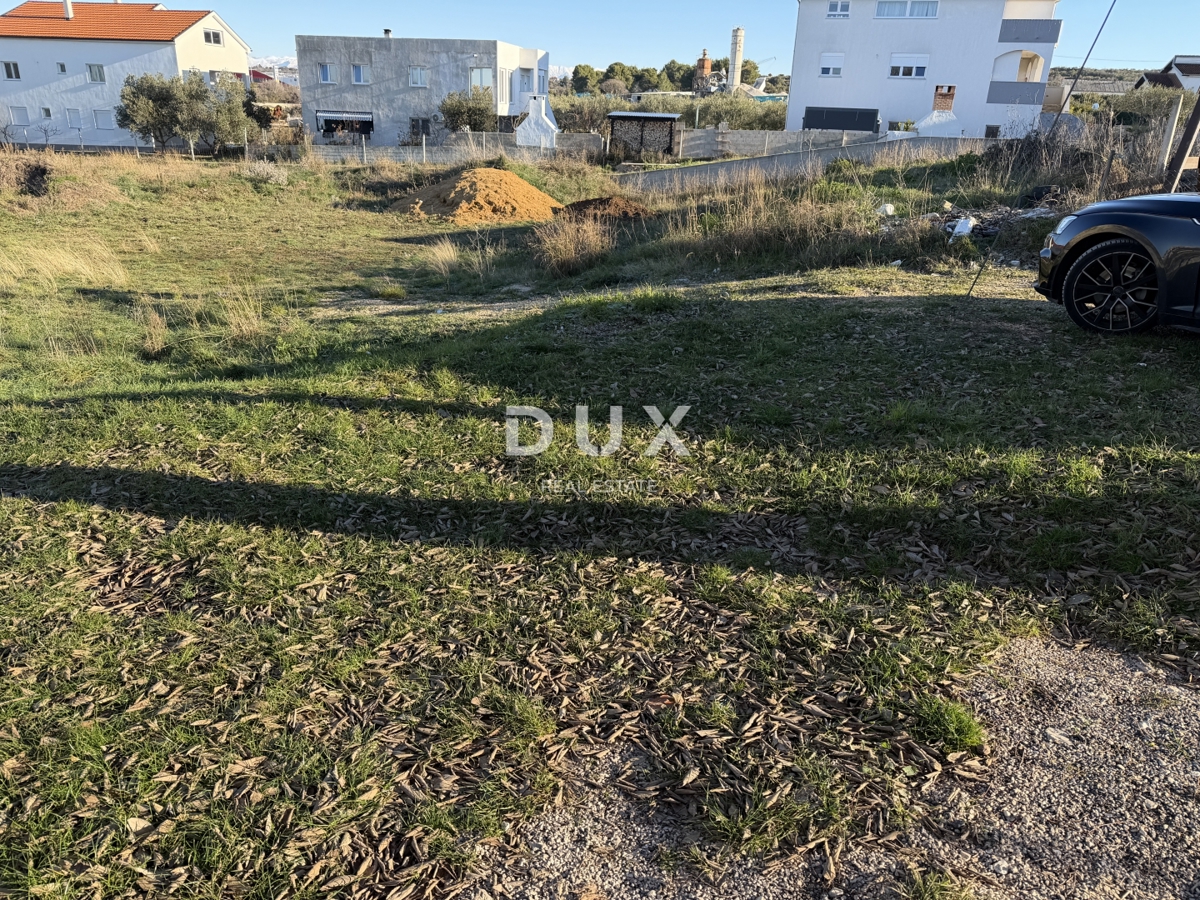 Zemljišče Sinjoretovo, Zadar, 1.605m2